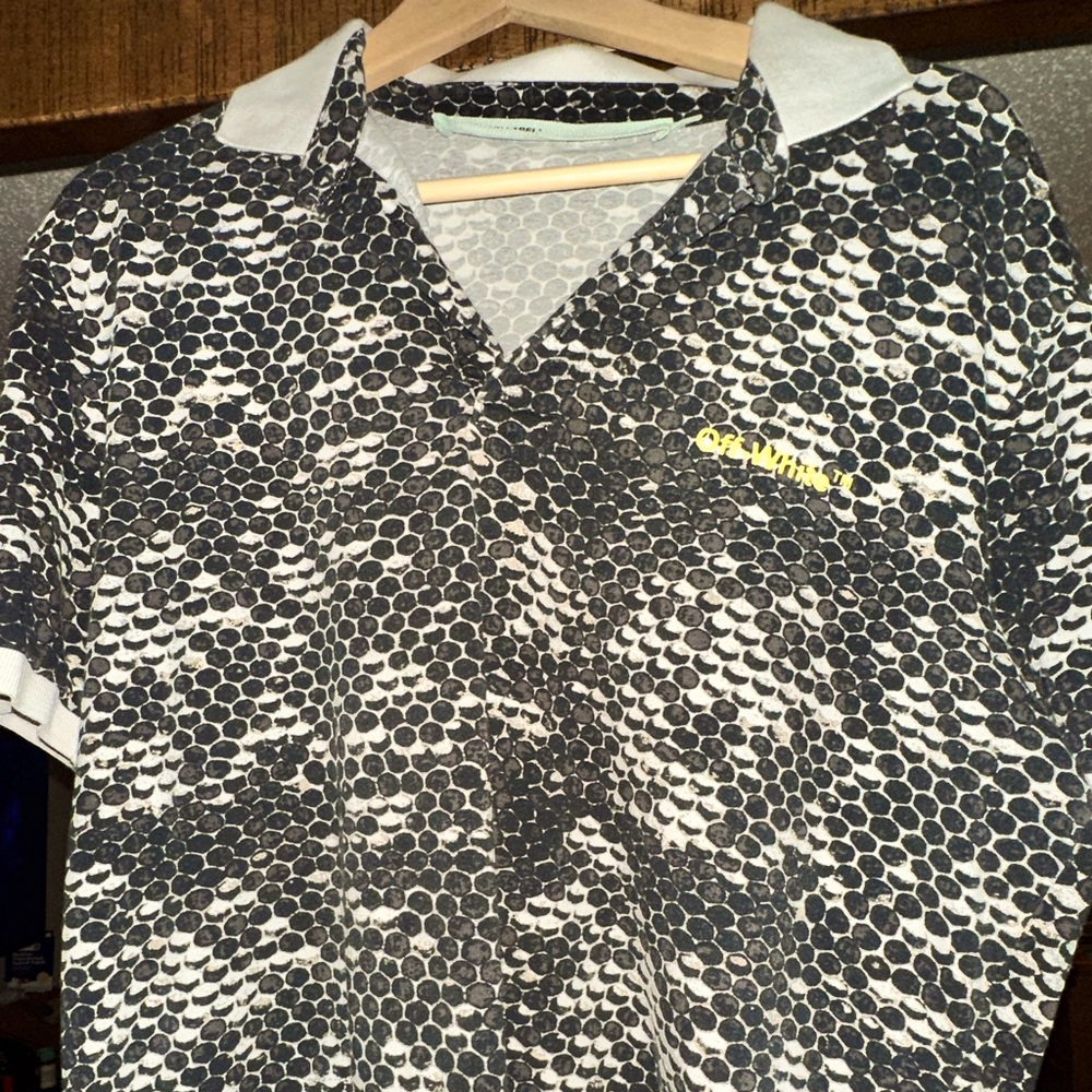 OFF WHITE polo rare find like new XXL